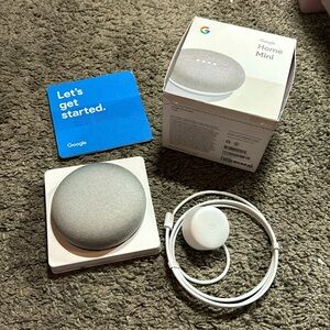 Google Home Mini- open box never been set up or used!